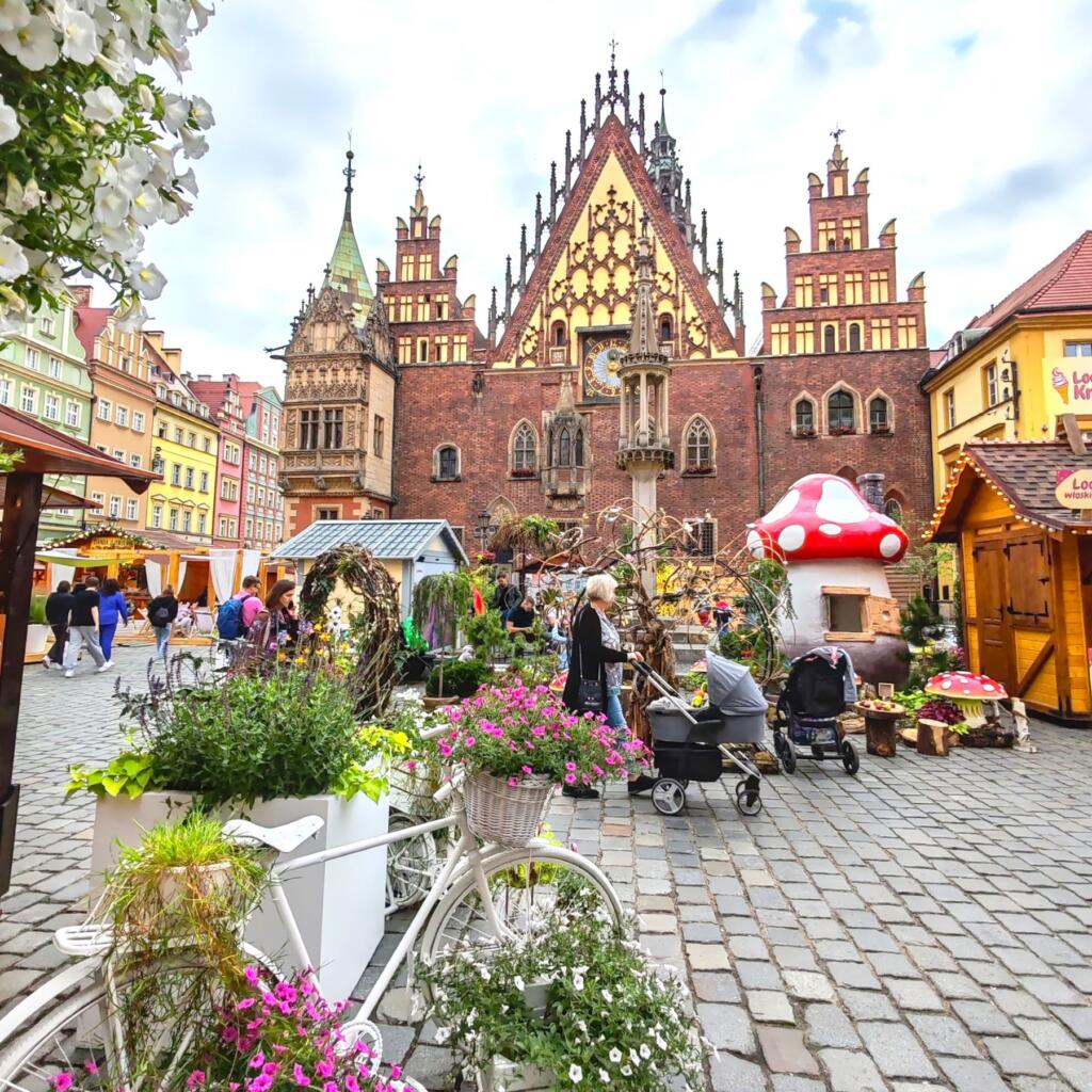 InTravel - Puolan Wrocław on viehättävä ja historiallinen kaupunkikohde Keskusaukio Rynek | Viehättävä Wrocław, Puola | InTravel
