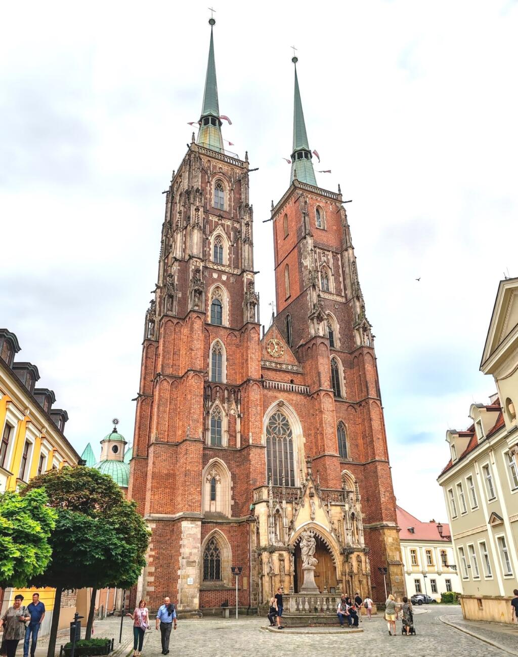 InTravel - Puolan Wrocław on viehättävä ja historiallinen kaupunkikohde Katedraali | Viehättävä Wrocław, Puola | InTravel