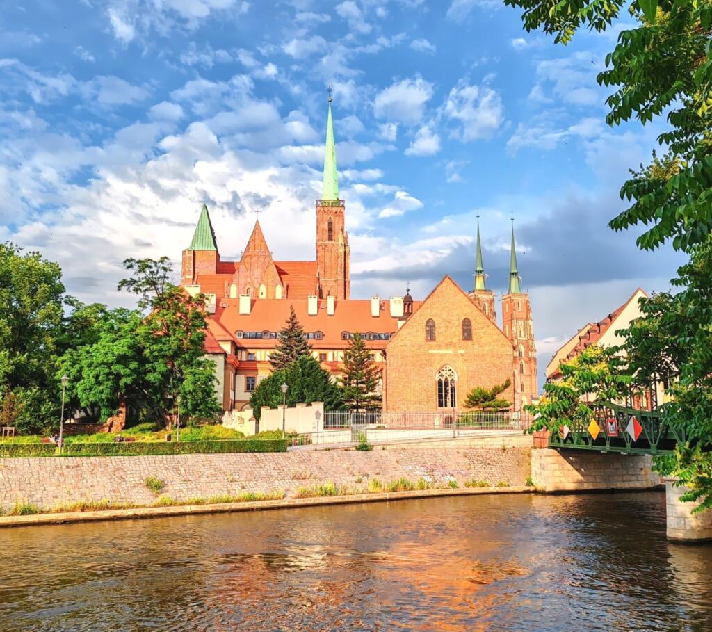 InTravel - Puolan Wrocław on viehättävä ja historiallinen kaupunkikohde Katedraalisaari | Viehättävä Wrocław, Puola | InTravel