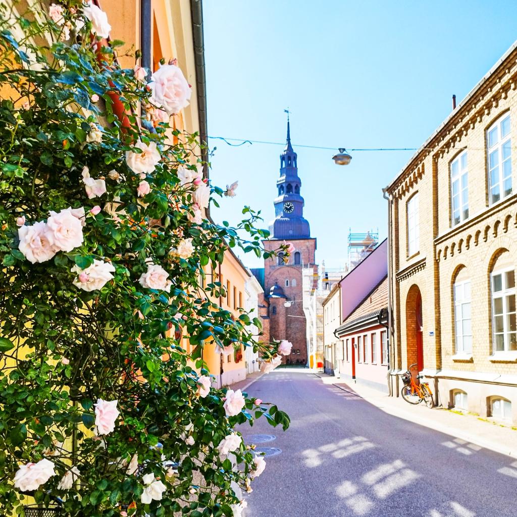 Streetview in Ystad, Sweden | road trip | InTravel